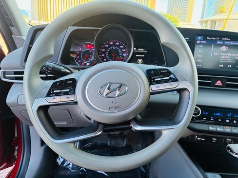 Used 2023 Hyundai Elantra SEL FWD image 32