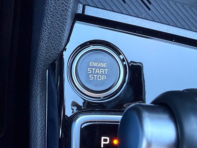 Used 2024 Kia Sportage EX FWD image 21