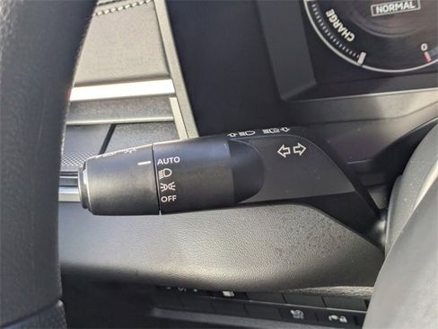 New 2025 Mitsubishi Outlander ES image 28