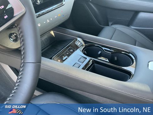 New 2025 Nissan Murano SL image 8