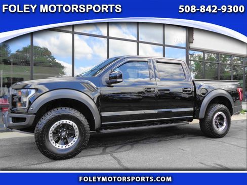 Used 2017 Ford F150 Raptor w/ Equipment Group 802A Luxury AWD/4WD image 1