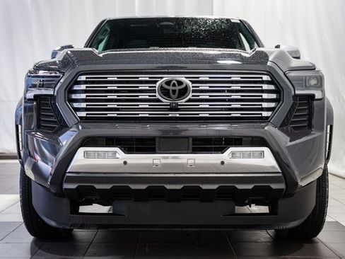 Used 2024 Toyota Tacoma Limited w/ Limited Package (LT) image 2