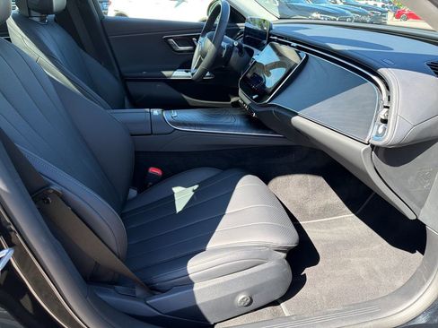 Certified 2025 Mercedes-Benz E 450 4MATIC Sedan image 38