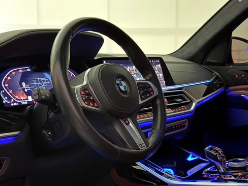 Used 2020 BMW X7 xDrive40i w/ M Sport Package AWD/4WD image 21