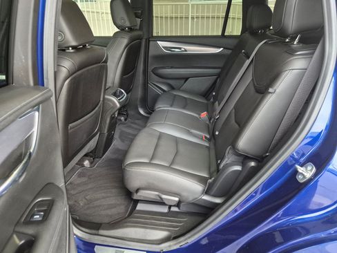 Certified 2024 Cadillac XT6 Luxury AWD/4WD image 27