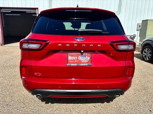 Used 2024 Ford Escape ST-Line w/ Tech Pack #1 FWD image 6