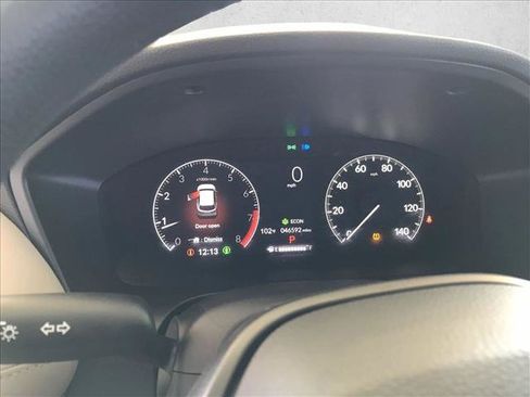 Used 2023 Honda HR-V LX image 9