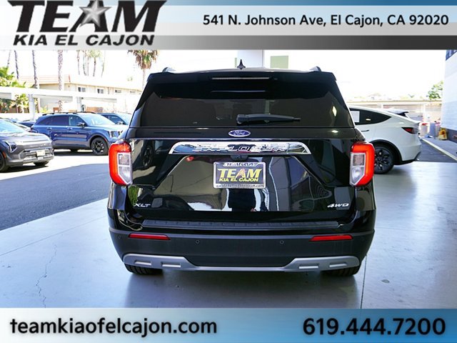 Used 2023 Ford Explorer XLT w/ Equipment Group 202A AWD/4WD image 9