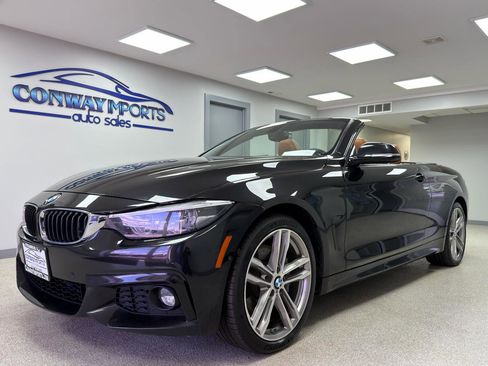Used 2019 BMW 440i xDrive Convertible w/ M Sport Package image 2