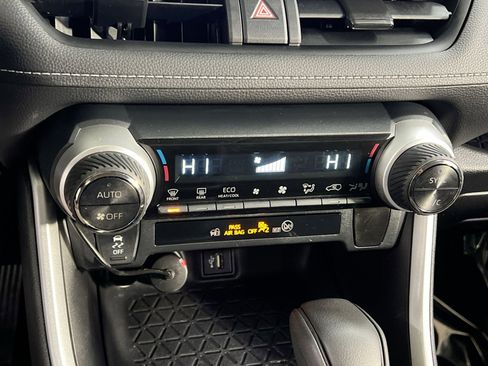 Used 2024 Toyota RAV4 AWD Hybrid image 25