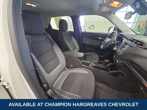 Used 2023 Chevrolet TrailBlazer LS FWD image 36