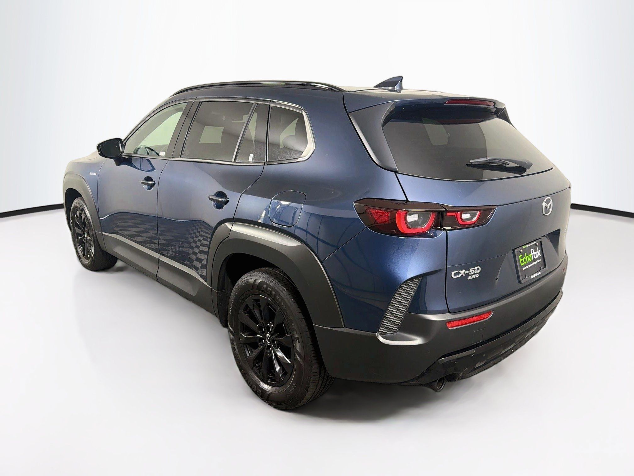 Used 2025 MAZDA CX-50 AWD 2.5 Hybrid w/ Premium Pkg image 5