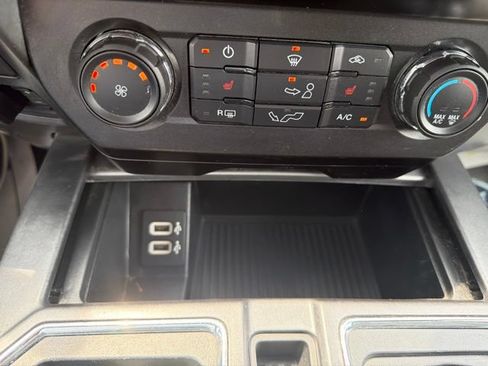Used 2020 Ford F150 XLT w/ Equipment Group 302A Luxury AWD/4WD image 23