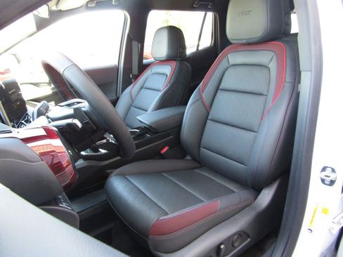 New 2026 Chevrolet Equinox RS image 23