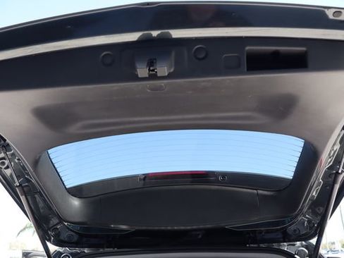 Used 2020 Chevrolet Equinox LT image 23