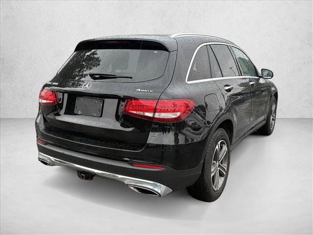 Used 2017 Mercedes-Benz GLC 300 4MATIC image 5