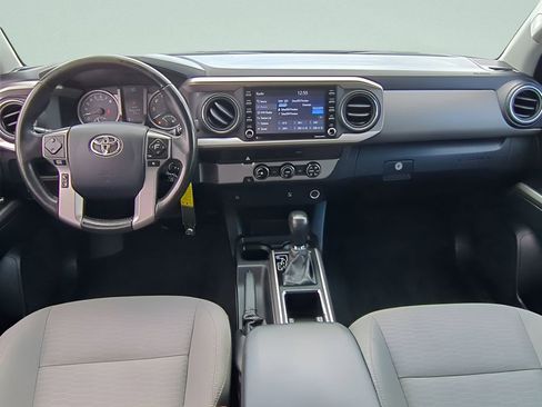 Certified 2016 Toyota Tacoma SR5 w/ Towing Package image 15