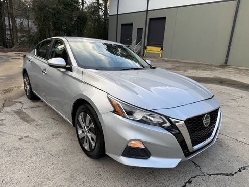 Used 2019 Nissan Altima 2.5 S image 14