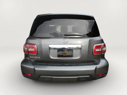 Used 2019 Nissan Armada SV image 4