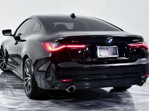 Used 2023 BMW 430i xDrive Coupe w/ Premium Package image 9