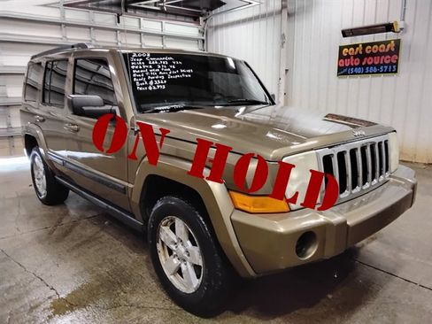 Used 2008 Jeep Commander Sport AWD/4WD image 1