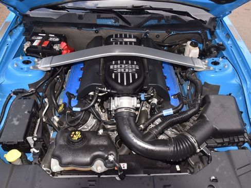 Used 2013 Ford Mustang Boss 302 image 37