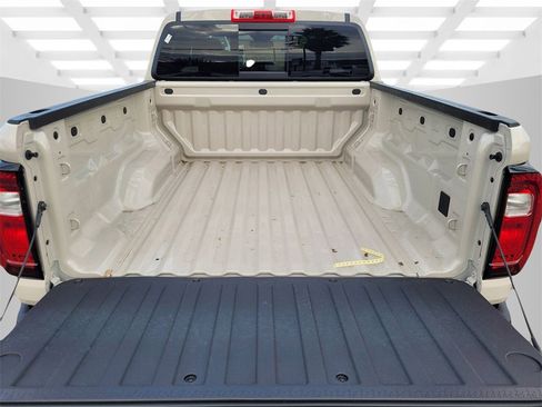 New 2026 GMC Canyon Elevation w/ Technology Package image 7