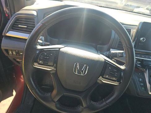 Used 2025 Honda Odyssey Sport-L image 11
