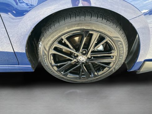 Used 2025 Toyota Camry SE FWD image 28