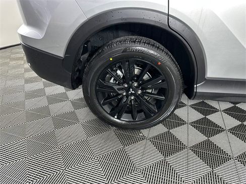 New 2025 Mitsubishi Eclipse Cross LE image 19