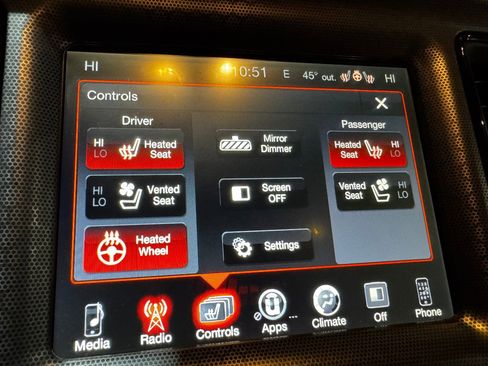 Used 2016 Dodge Challenger R/T Plus image 25