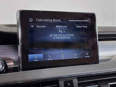 Used 2022 Lincoln Corsair AWD w/ Premium Package image 21