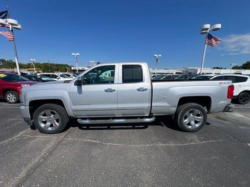 Used 2016 Chevrolet Silverado 1500 LTZ Z71 w/ LTZ Plus Package AWD/4WD image 7