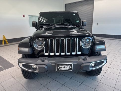 Used 2019 Jeep Wrangler Unlimited Sahara image 7