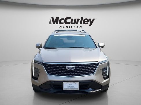 Certified 2025 Cadillac XT4 Premium Luxury w/ Technology Package AWD/4WD image 2