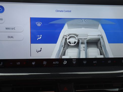 Used 2023 Ford Escape ST-Line w/ Tech Pack #1 image 22