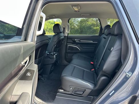 New 2025 Kia Telluride LX image 13