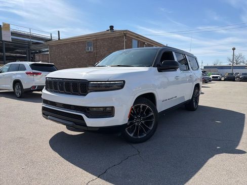 Used 2024 Jeep Grand Wagoneer L Series II w/ Quick Order Packagew 28T image 6