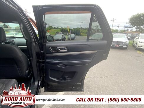 Used 2019 Ford Explorer XLT AWD/4WD image 16