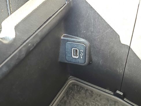 Used 2022 Jeep Wrangler Unlimited Sport image 24