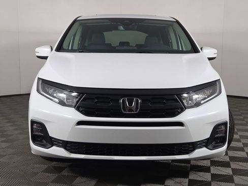 New 2026 Honda Odyssey Touring image 2