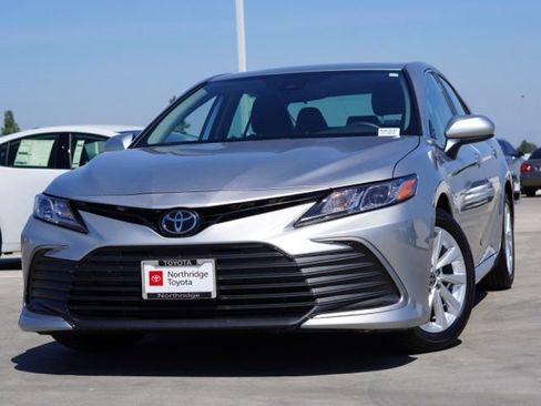 Certified 2023 Toyota Camry LE image 2