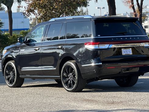 Certified 2023 Lincoln Navigator Reserve image 6
