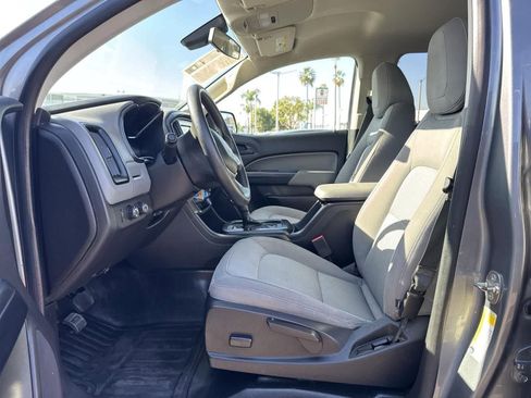 Used 2018 Chevrolet Colorado W/T w/ WT Convenience Package image 2