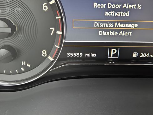 Used 2024 INFINITI QX80 Sensory image 28