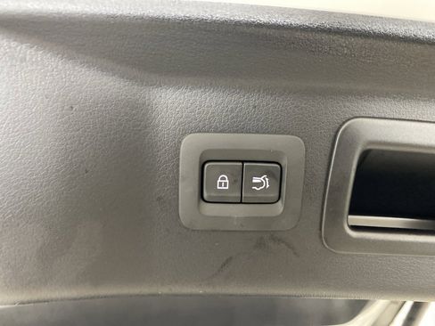 Used 2025 MAZDA CX-70 3.3 Turbo S w/ Premium Package image 16