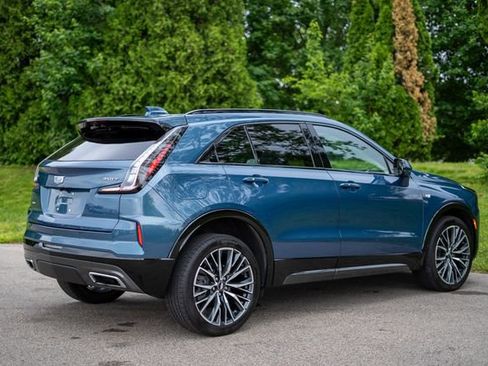 Used 2024 Cadillac XT4 Sport AWD/4WD image 5