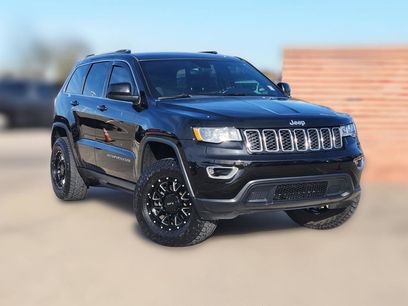 Used 2017 Jeep Grand Cherokee Laredo