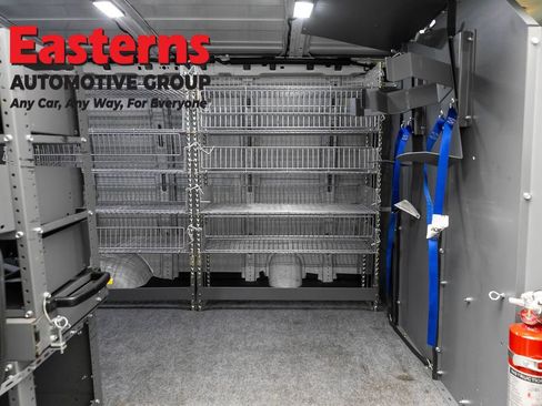 Used 2021 Chevrolet Express 2500 RWD image 18