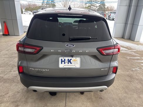 Used 2024 Ford Escape Platinum image 30